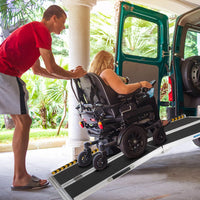 Rampa per sedia a rotelle in alluminio Garvee da 8 piedi con capacità di carico di 600 libbre, pieghevole, superficie antiscivolo per casa e auto, 96x28 cm, argento