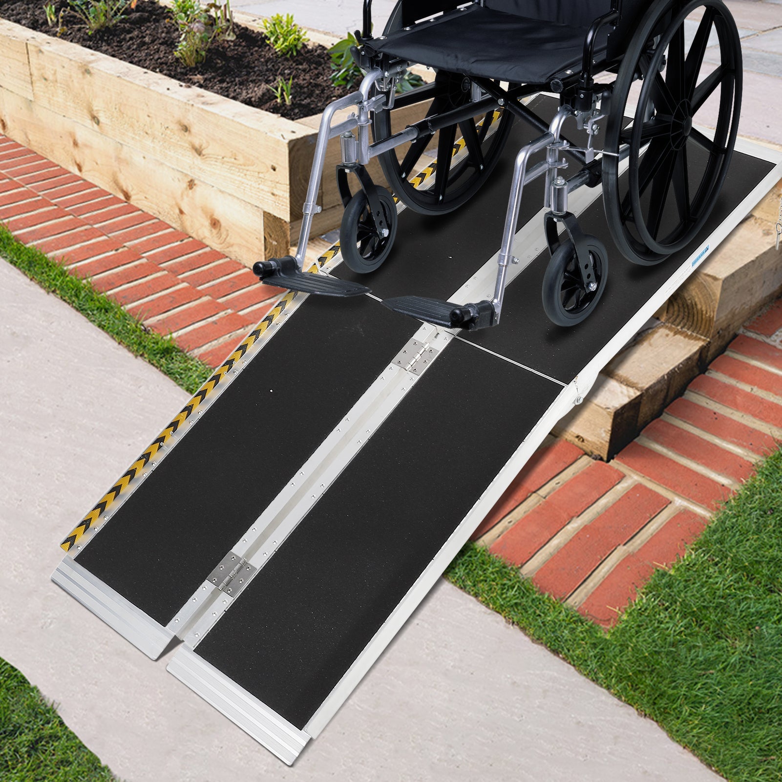 Rampa per sedia a rotelle in alluminio Garvee da 8 piedi con capacità di carico di 600 libbre, pieghevole, superficie antiscivolo per casa e auto, 96x28 cm, argento