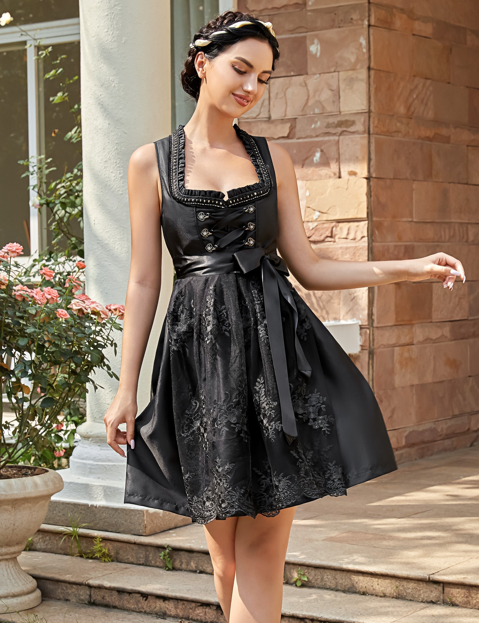 Abito tradizionale da donna Garvee Dirndl in due pezzi, lunghezza media con grembiule in pizzo, adatto per l'Oktoberfest, nero, qualità premium, taglia 34