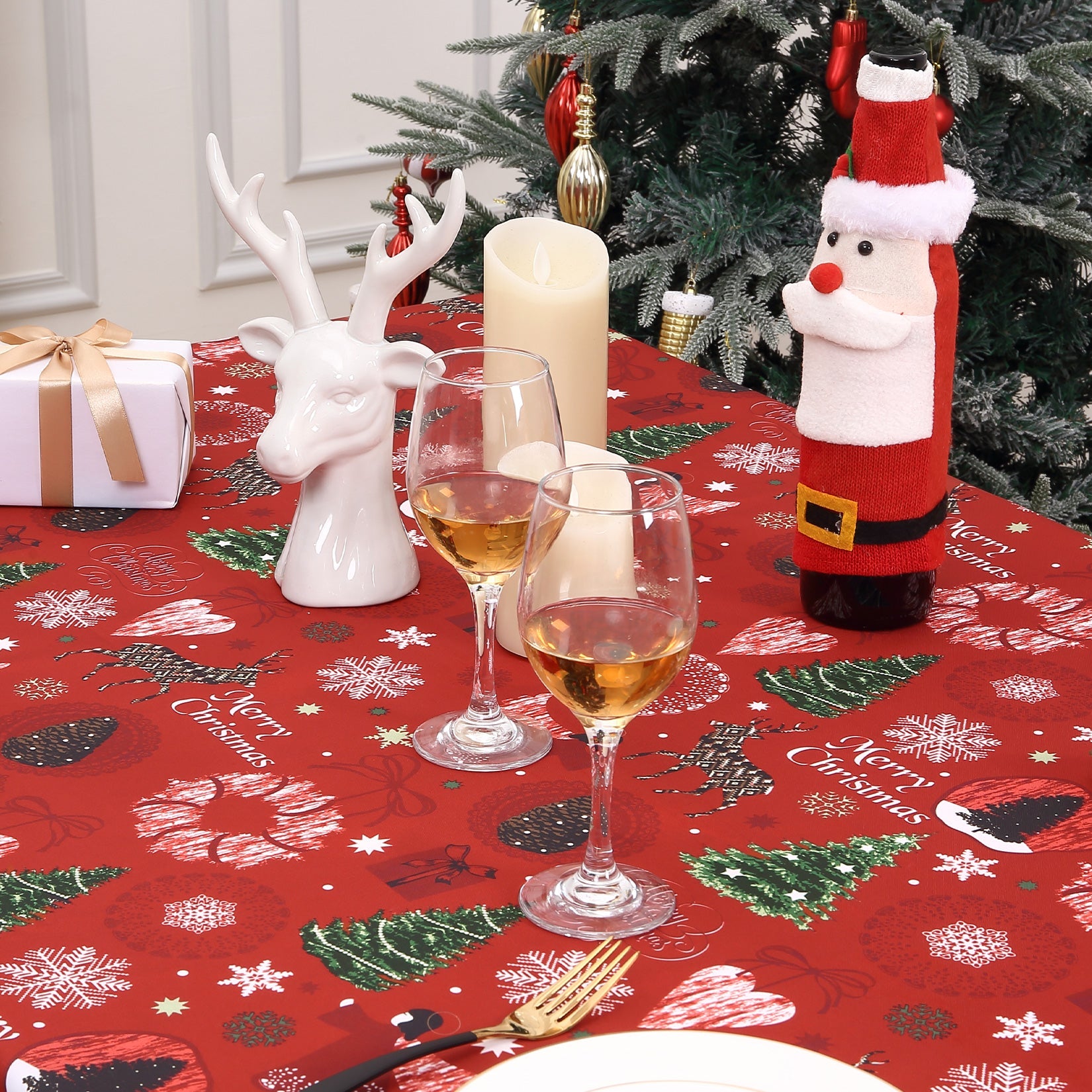 Tovaglia natalizia Garvee in poliestere 52x79 cm, lavabile e anti-goccia, con albero di Natale, fiocchi di neve, renne, tovaglia rettangolare per feste, per interni ed esterni