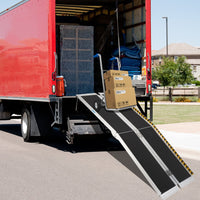 Rampa per sedia a rotelle in alluminio Garvee da 6 piedi con superficie antiscivolo, pieghevole, capacità di carico di 600 libbre per casa e auto, 72x28,34x3,15 pollici, argento