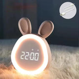 GARVEE Sveglia per bambini Luce notturna a LED Lampada a forma di coniglio con ricarica USB e funzione snooze per camerette e campeggio, materiale ABS, risparmio energetico, bianco - Rosa