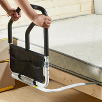 Garvee Barriera di sicurezza per letto per anziani con doppio corrimano, borsa portaoggetti, telaio in acciaio, nero, 68x63x62 cm