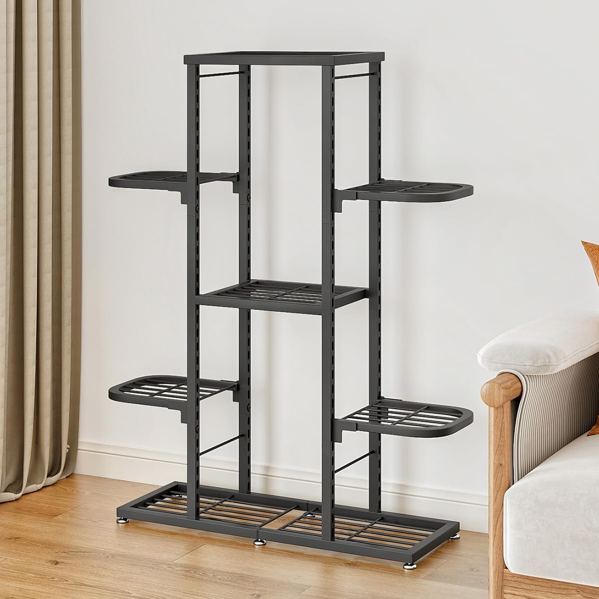 Supporto per piante in metallo Garvee a 7 ripiani con piedini regolabili, impermeabile, design angolare per soggiorno, balcone, giardino, salvaspazio, nero