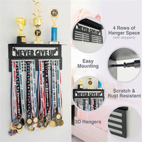 Garvee Espositore Medaglie Sportivo in Acciaio Nero - 64+ Medaglie, 4 File Ganci Anticaduta, Ripiano 10 cm, Montaggio Facile, Motivazionale, Per Ginnastica e Corse
