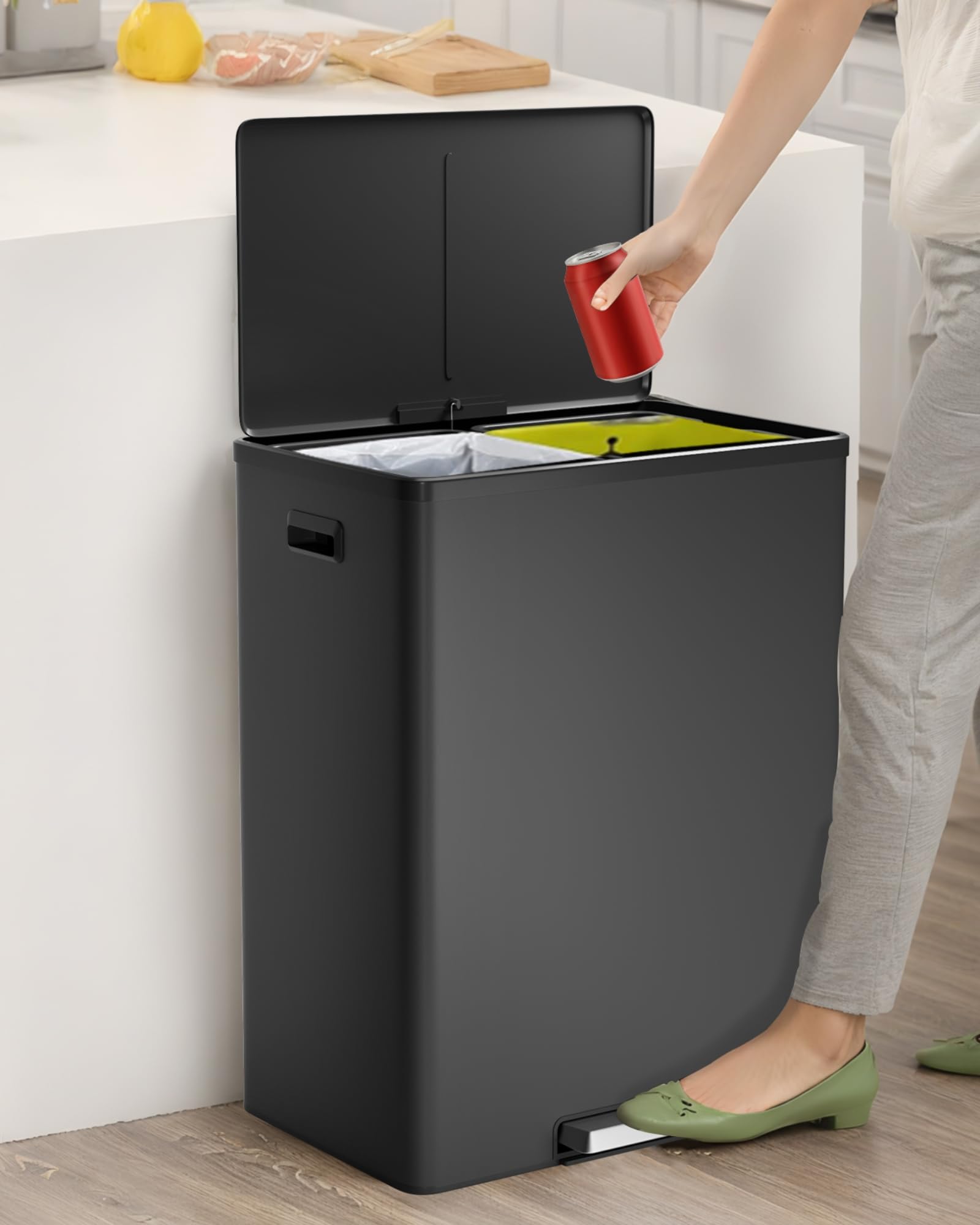 Pattumiera Garvee Double in acciaio inox con coperchio e pedale per cucina e riciclaggio, 2x8L, silenziosa, compatta, argento