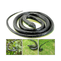 Garvee Realistico Serpente in Gomma Giocattolo 132 cm Gomma Morbida per Protezione Giardino Halloween e Feste Nero Giallo