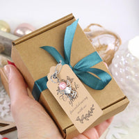 GARVEE Set da 60 pezzi di portachiavi con ciondolo a forma di angelo custode, con sacchetto in organza e biglietti in carta kraft, per regali di nozze, compleanni e baby shower