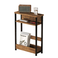 Tavolino laterale stretto Garvee, 3 ripiani con portariviste, in legno MDF, robusto e salvaspazio, marrone, per soggiorno e camera da letto, 18,11x7,87x25,2 pollici