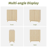 Mobile buffet Garvee con spazio di archiviazione, credenza in legno, 2 ante, ripiani regolabili, design scanalato, maniglie in metallo, naturale, sala da pranzo e soggiorno