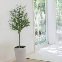 Albero di ulivo artificiale Garvee da 5 piedi con foglie e frutti realistici per soggiorno, camera da letto, ufficio, 150 cm, verde