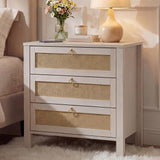 Garvee Comodino Grande in Rattan con 3 Cassetti, Maniglie Dorate, Legno Naturale, Design Boho, Bianco Crema, Perfetto per Camera da Letto