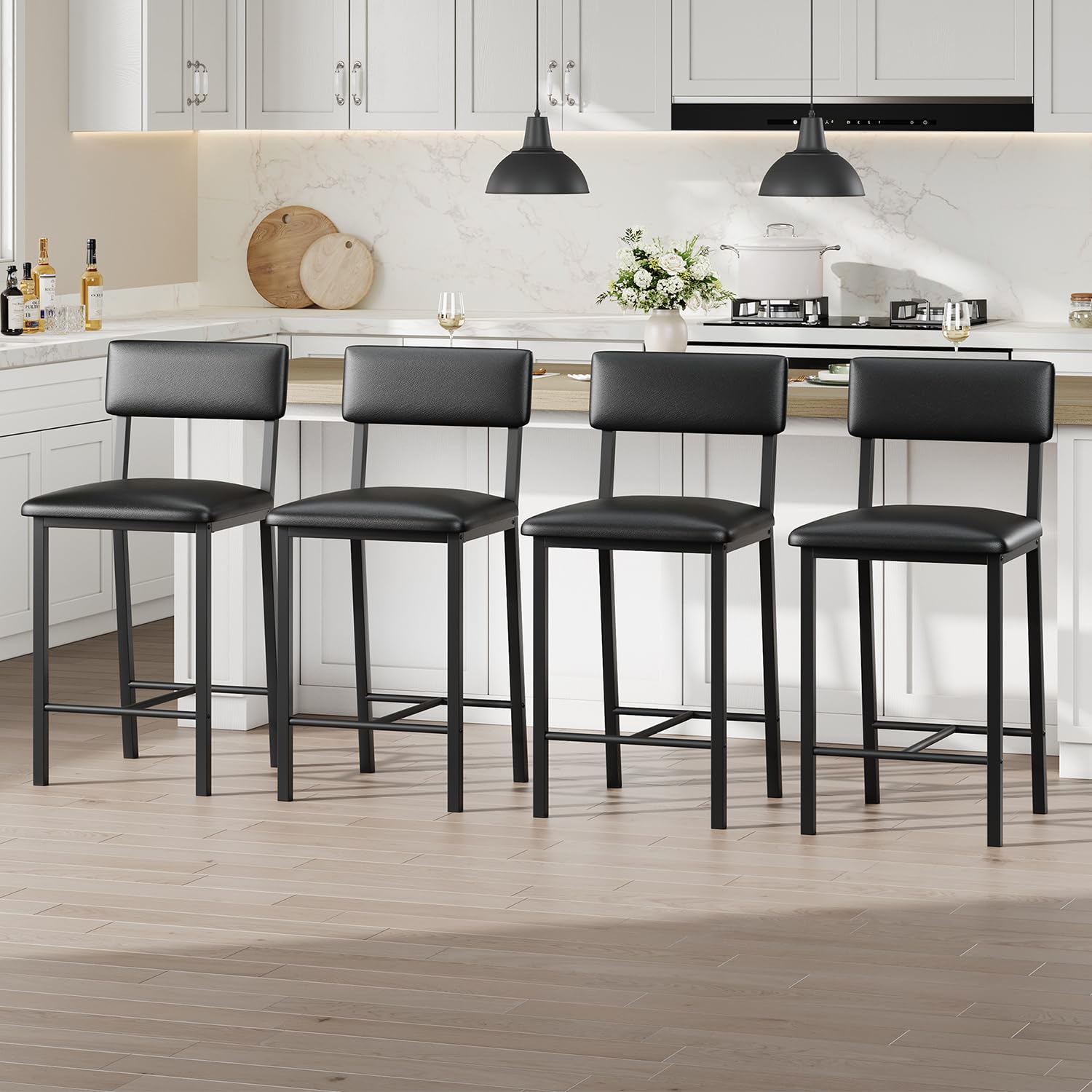 Set di 4 sgabelli da bar Garvee, in similpelle, ergonomici e stabili, per cucina e bar, 25 pollici, nero