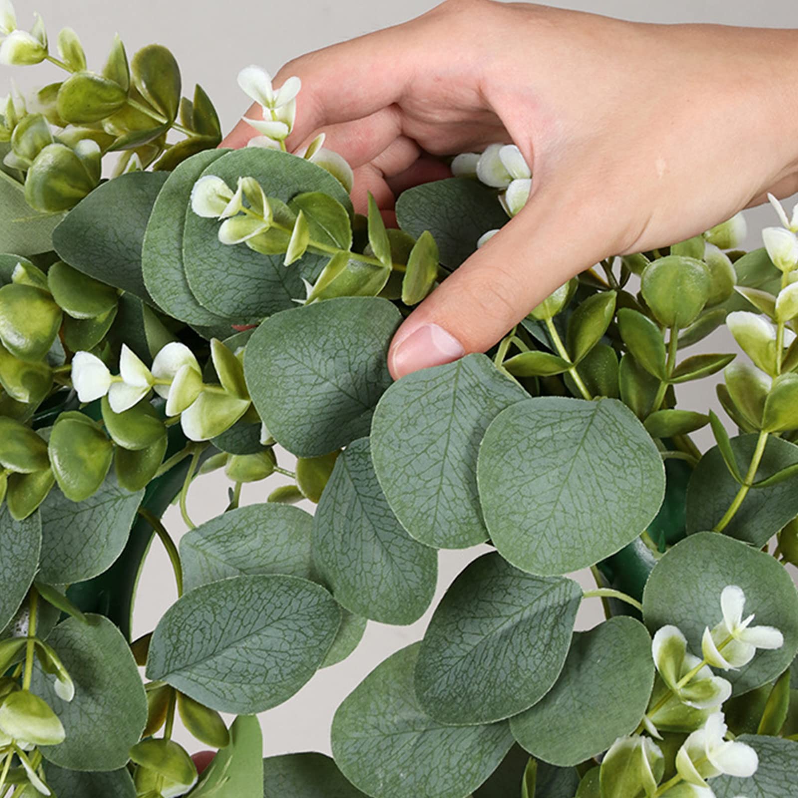 Garvee Corona Di Foglie Di Eucalipto Artificiale 35 Cm Verde Resistente Facile Da Pulire Per Porta D'ingresso Parete Veranda