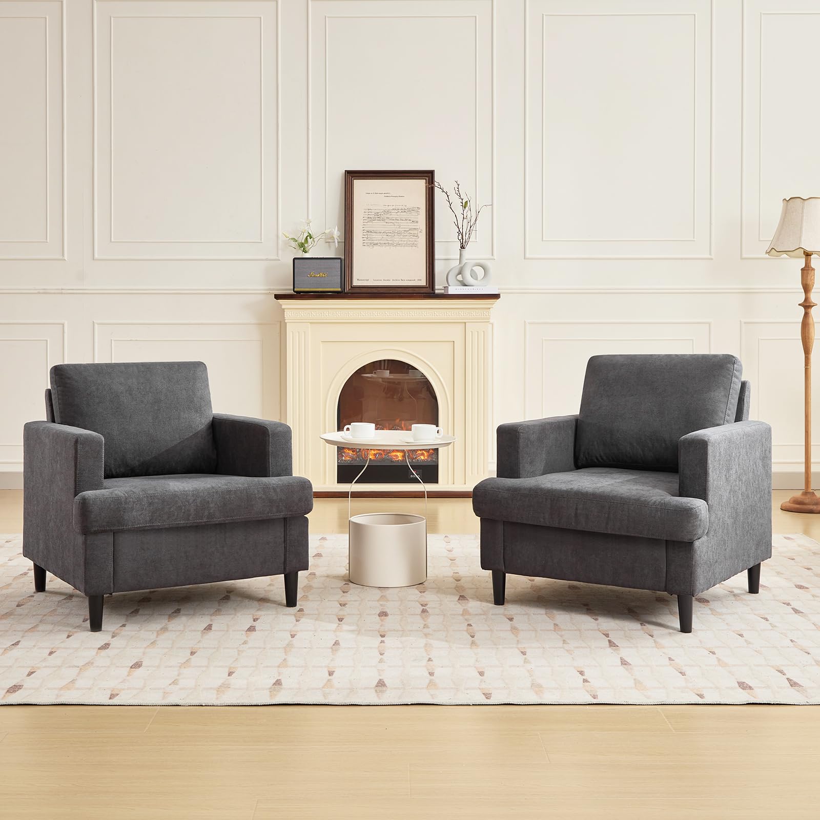 Poltrona moderna Garvee in tessuto di lino con robuste gambe in legno per soggiorno e ufficio, imbottita in modo confortevole, traspirante