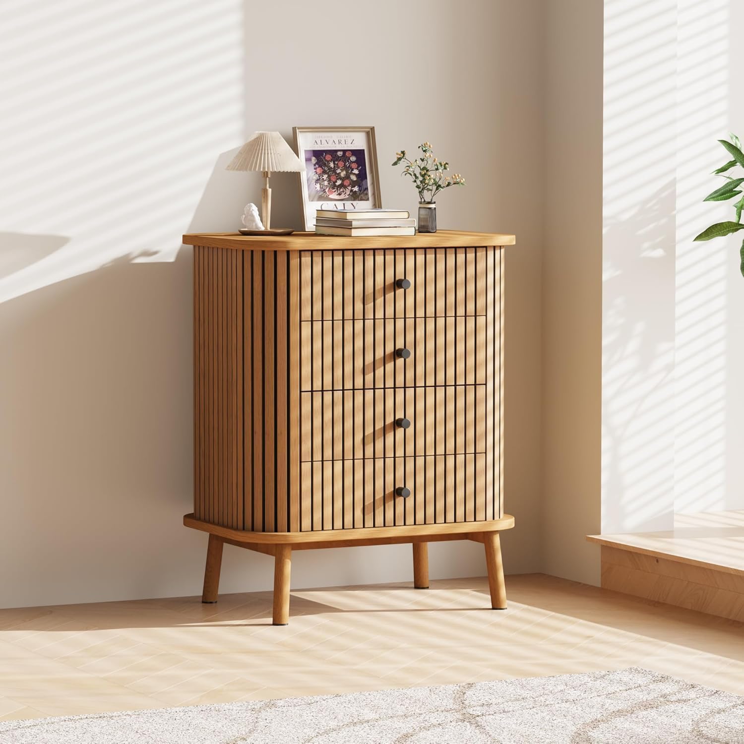 Cassettiera Garvee a 4 cassetti, stile moderno di metà secolo con anta scorrevole, per camera da letto e soggiorno, effetto bambù MDF, ampio spazio di archiviazione, resistente