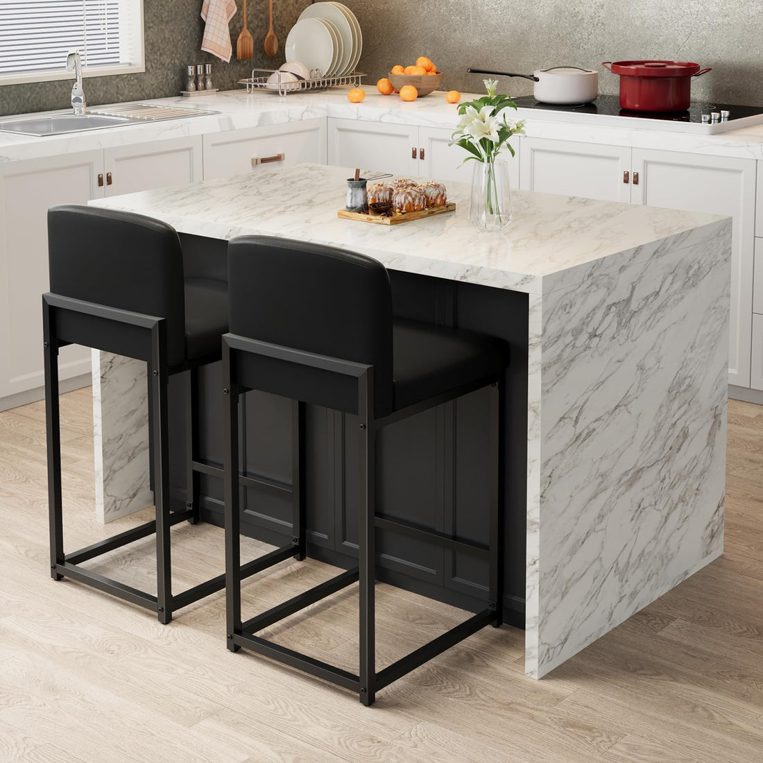 Set di 2 sgabelli da bar Garvee, imbottiti con schienale, per cucina e bar, 24 pollici, neri