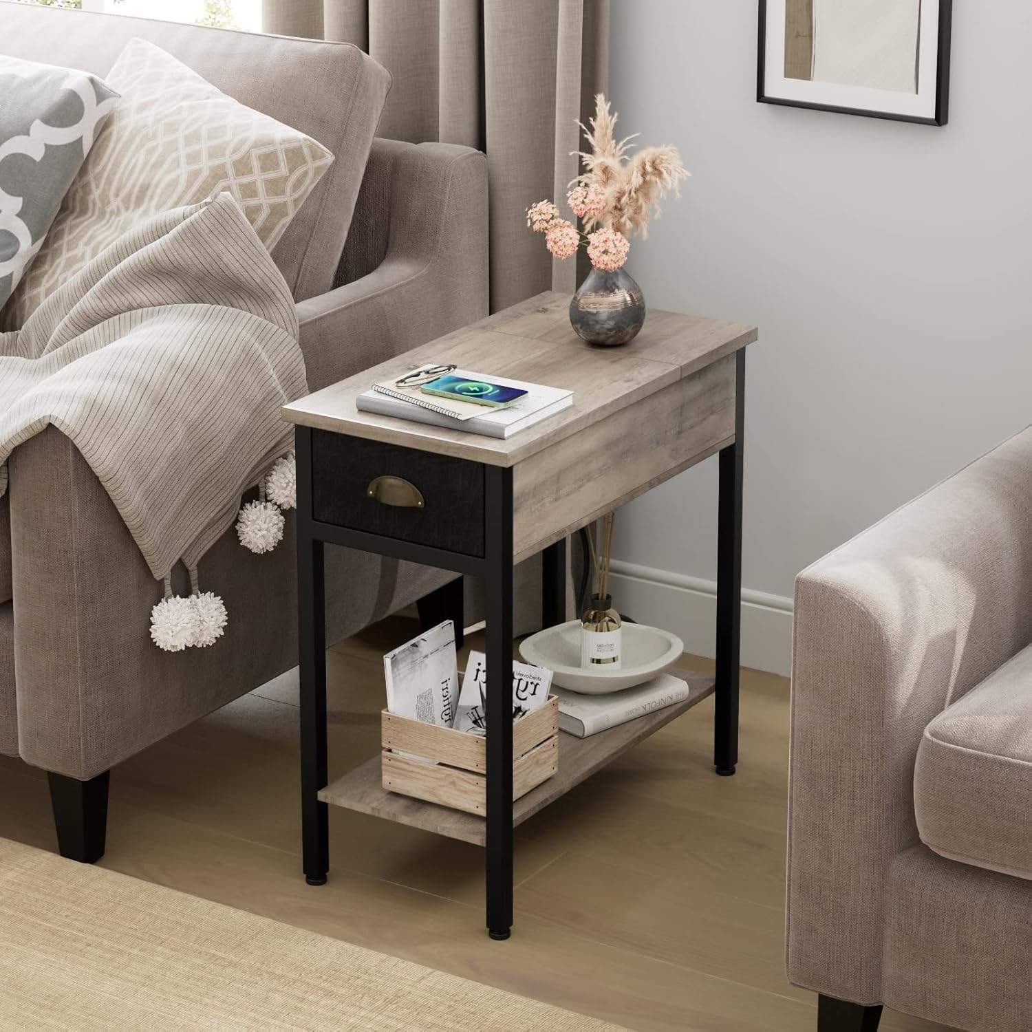 Tavolino laterale GARVEE con cassetto e tasca in tessuto - Comodino versatile in stile retrò per soggiorno e camera da letto (60x32x60 cm, grigio)