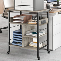 Supporto per stampante mobile Garvee di grandi dimensioni con prese di corrente e USB, struttura in metallo a 4 livelli, pannello in MDF, ruote con freni, grigio rustico, ufficio e soggiorno, 23,66"x15,76"x31,86"