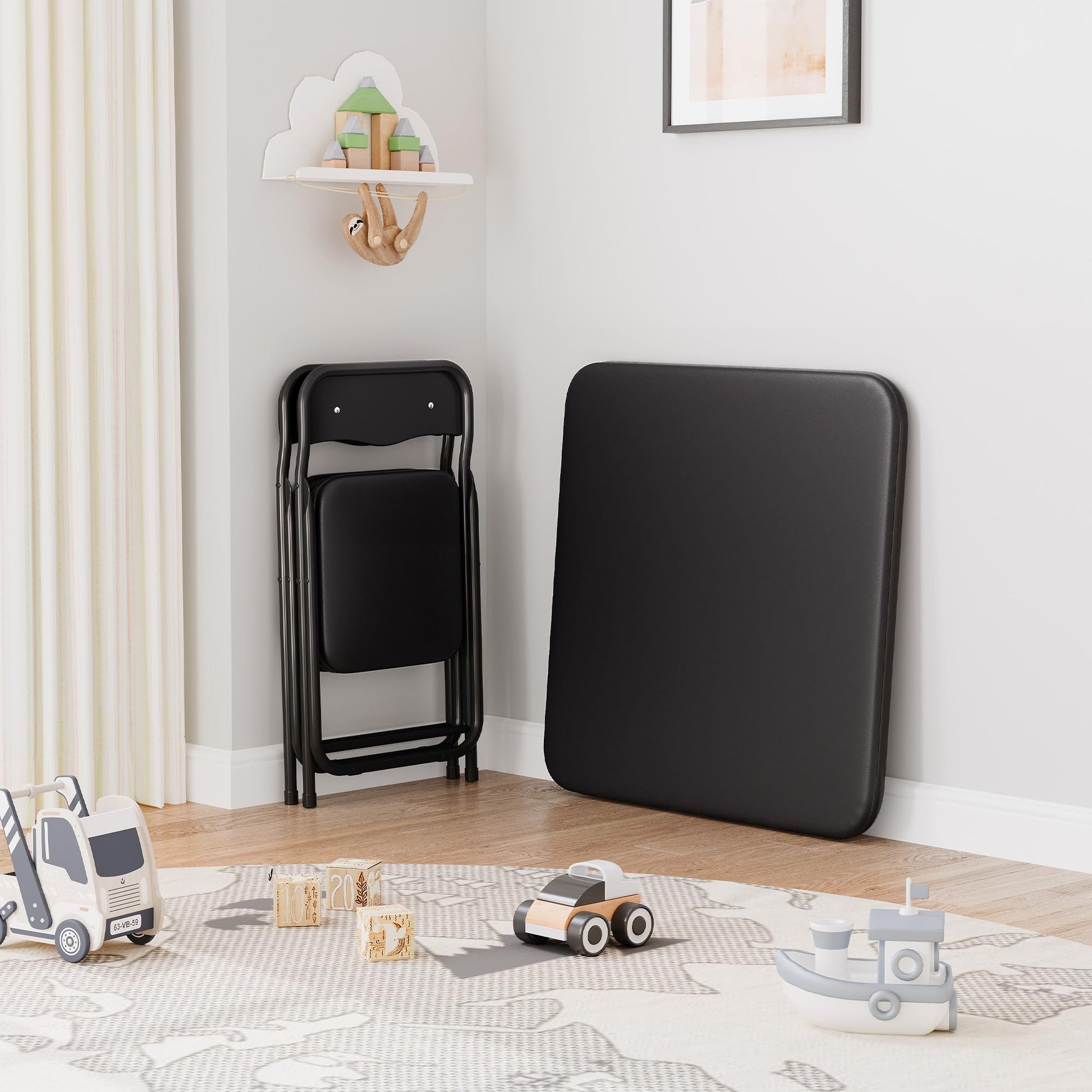 Set tavolo e sedie pieghevoli Garvee per bambini con morbida imbottitura in PU, struttura in acciaio robusto, design ergonomico, portatile, per mangiare e giocare