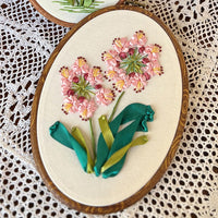 Kit di ricamo Garvee per principianti con motivo floreale 3D, kit di ricamo fai da te con tessuto, telaio, fili, aghi, taglia unica, multicolore