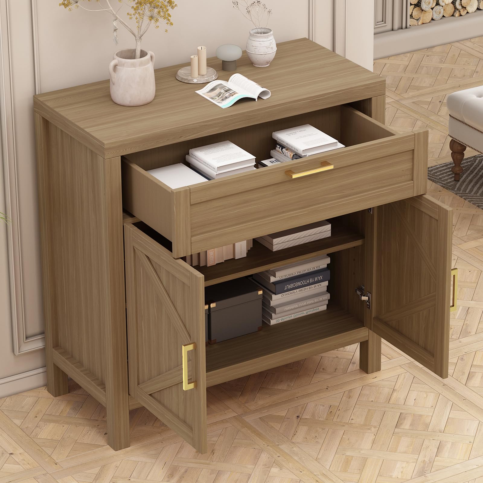 Credenza Garvee Buffet con contenitore, stile country moderno, 2 ante, ripiano regolabile, MDF P2, maniglie dorate, soggiorno, cucina, 87,9 cm di larghezza x 90 cm di altezza, color legno