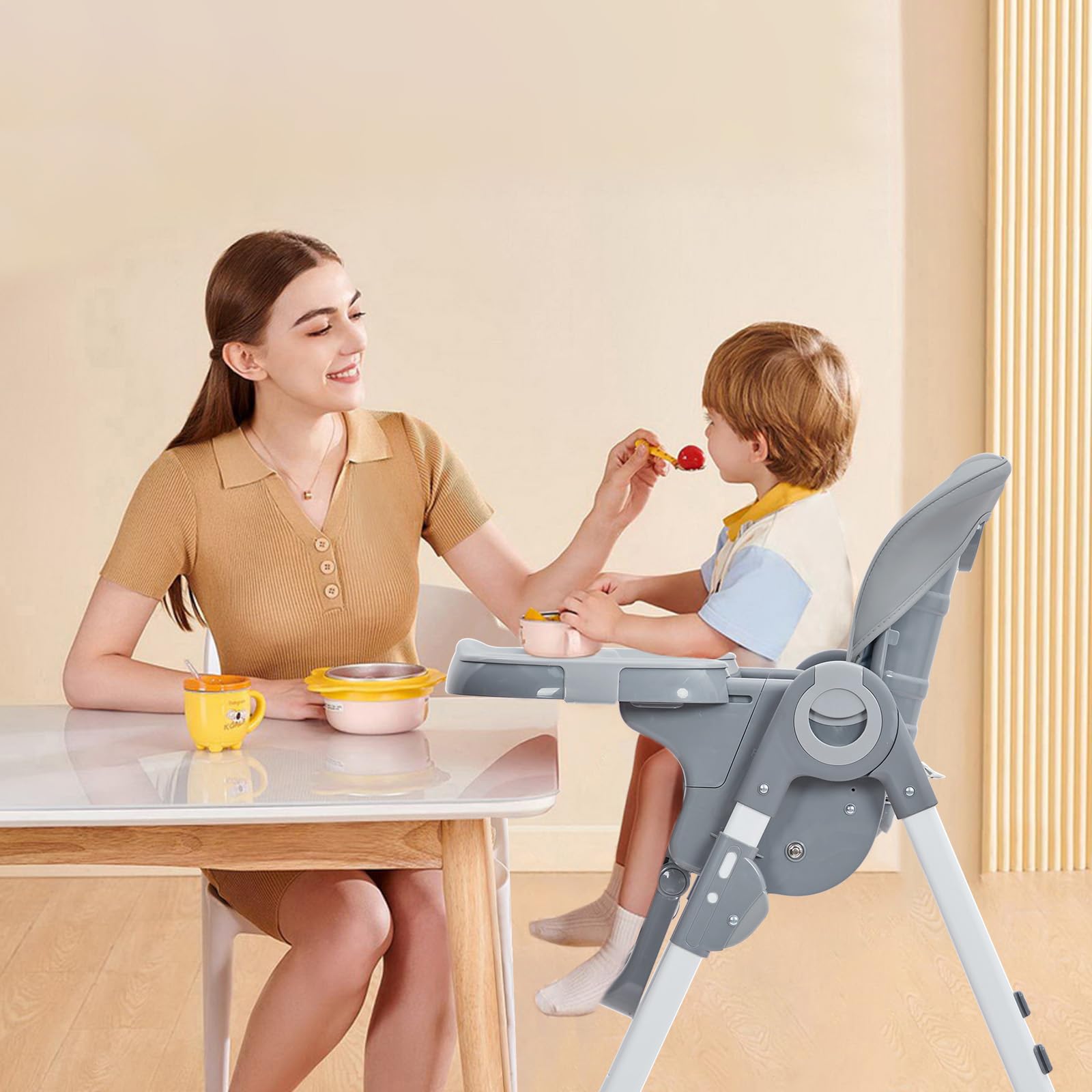 Seggiolone Garvee Baby, multifunzionale, altezza regolabile e pieghevole, telaio in alluminio, vassoio rimovibile, per casa e viaggio, leggero e sicuro.