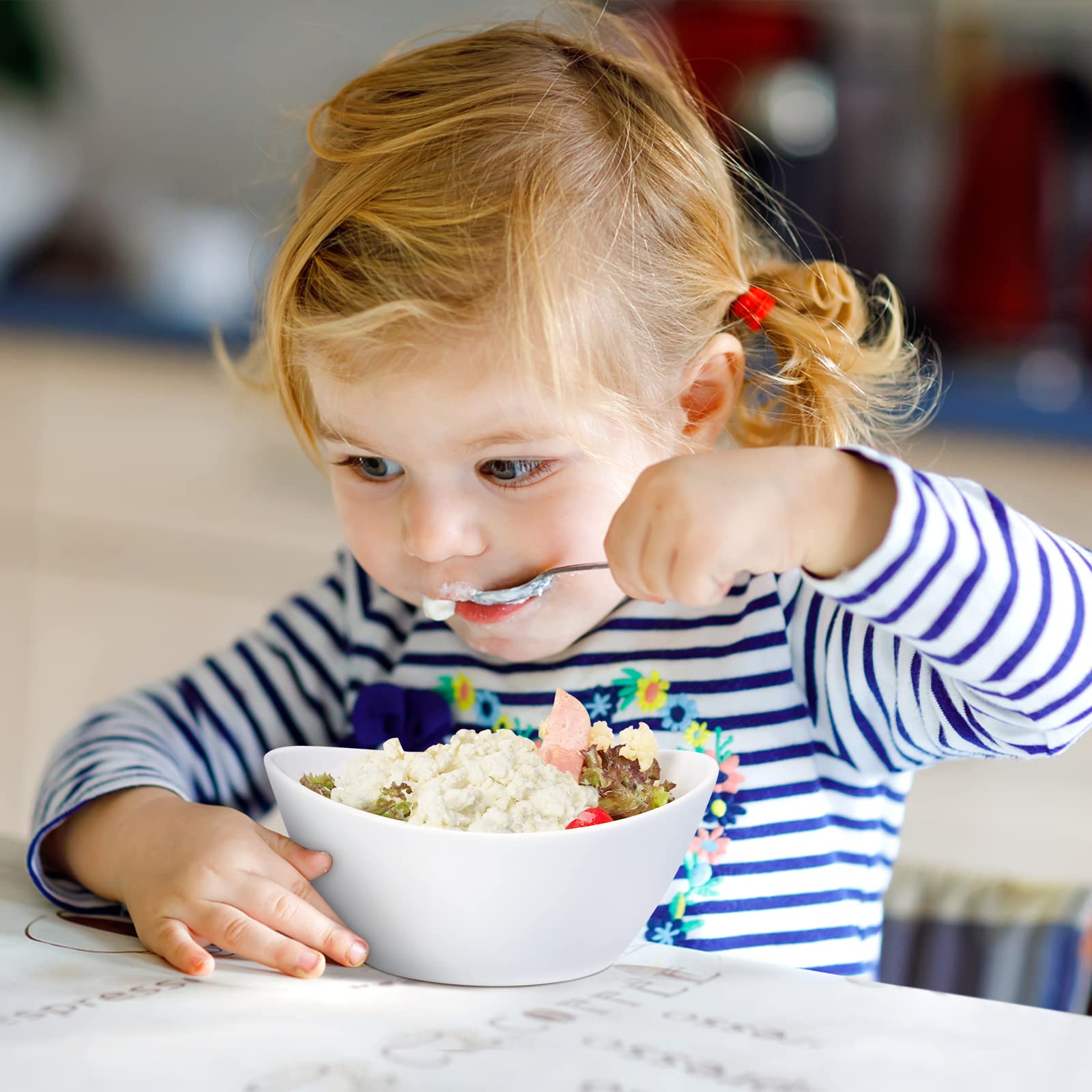 Ciotola per cereali in ceramica Garvee da 6 pollici, set di ciotole in porcellana bianche per cereali, insalata, dessert, zuppa, adatta al microonde e lavabile in lavastoviglie.