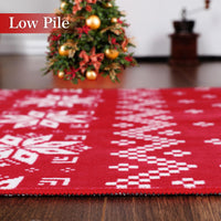 Garvee Tappeto Natalizio Rotondo Rosso con Fiocchi di Neve e Alberi di Natale - Antiscivolo, Lavabile in Lavatrice, Morbido Poliestere, Bordo Rinforzato - Per Soggiorno e Ingresso 120x120cm