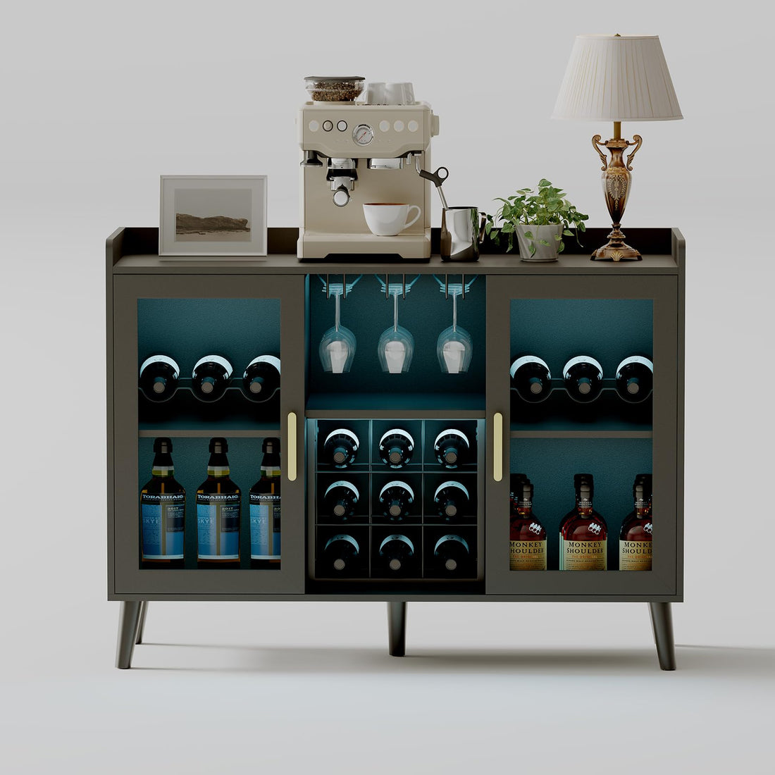 Mobile bar per vini indipendente Garvee con portabottiglie e illuminazione a LED per soggiorno e sala da pranzo, ripiano in legno e vetro da 47,2 pollici