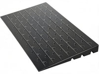 Rampa di soglia Garvee da 4" per porte con protezione per cavi a 3 canali, antiscivolo, pieghevole, capacità di carico di 2500 libbre, in gomma, senza barriere, per sedie a rotelle e scooter