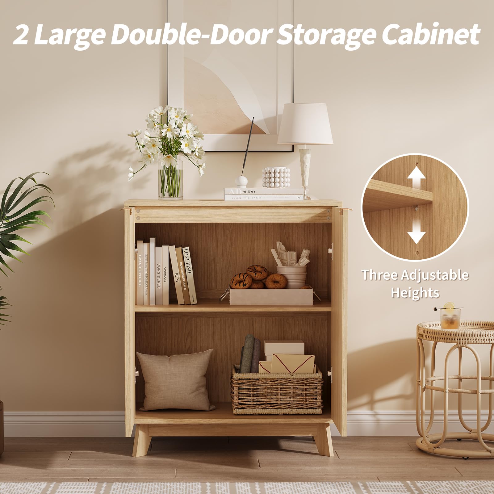 Mobile buffet Garvee con spazio di archiviazione, credenza in legno, 2 ante, ripiani regolabili, design scanalato, maniglie in metallo, naturale, sala da pranzo e soggiorno