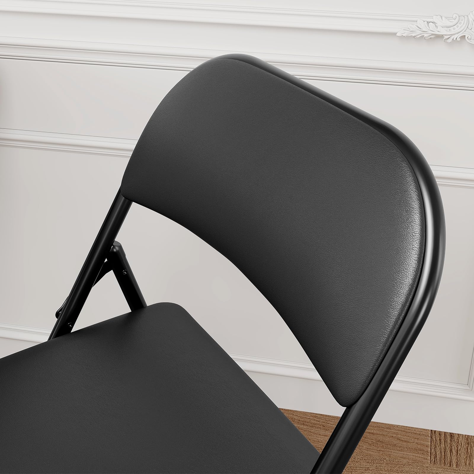 Garvee Set di 2 sedie pieghevoli con cuscini, similpelle, metallo robusto, per uso interno ed esterno, nero, pieghevoli, capacità di carico fino a 159 kg