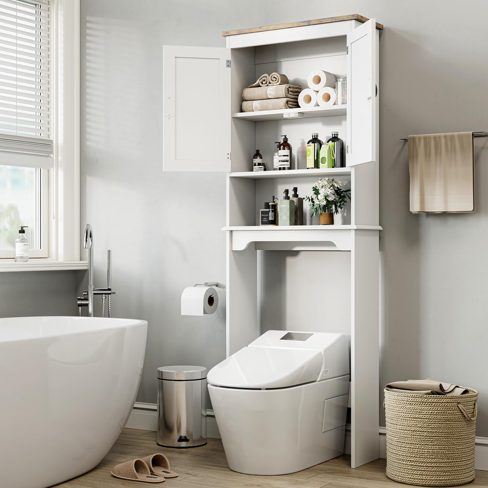 Mensola da bagno Garvee sopra il WC, 66 pollici di altezza, doppie ante, ripiani regolabili, legno, bianco, salvaspazio