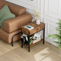 Tavolino laterale GARVEE con cassetto e tasca in tessuto - Comodino versatile in stile retrò per soggiorno e camera da letto (60x32x60 cm, marrone scuro)