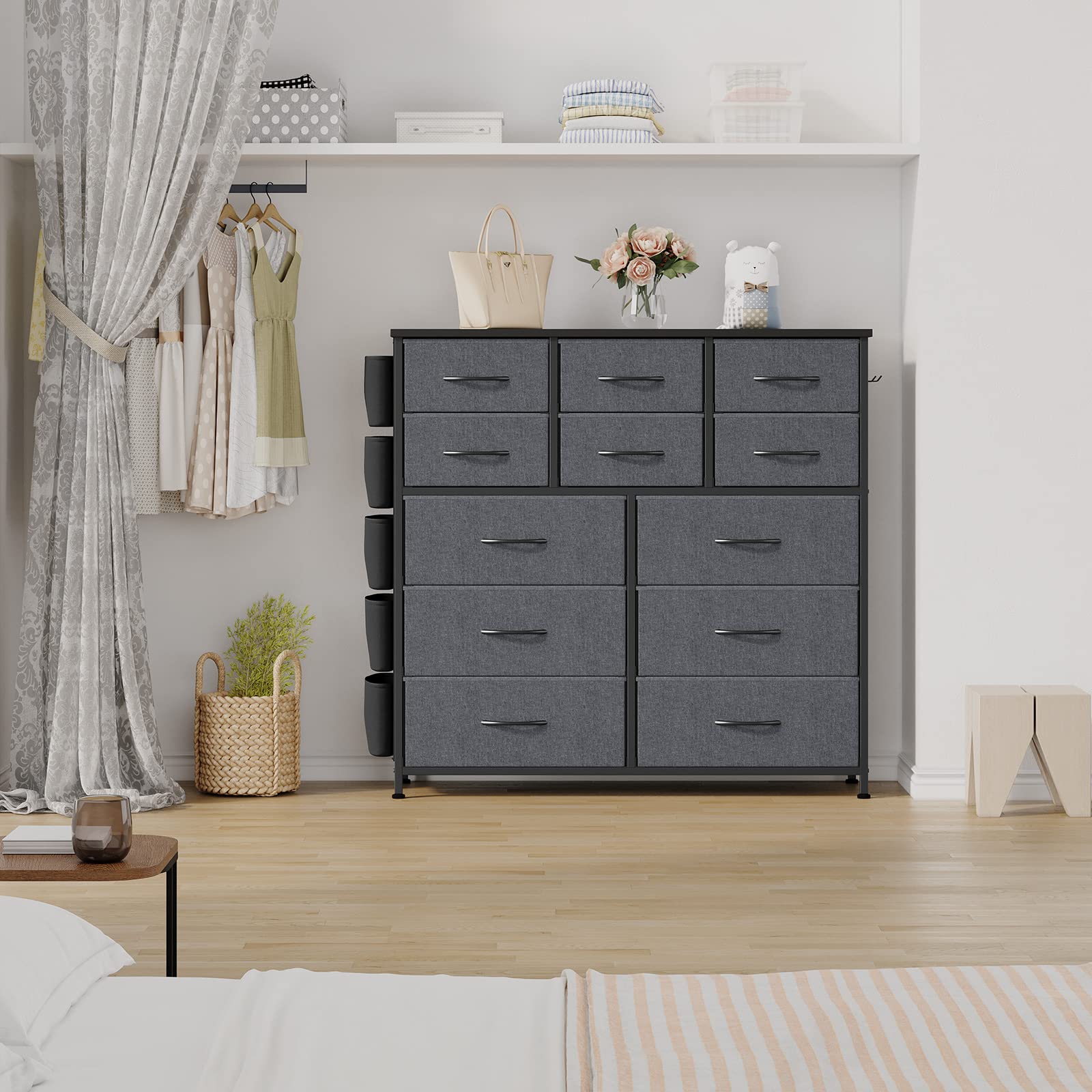 Cassettiera Garvee con 12 cassetti in tessuto, maniglie, struttura in metallo, design industriale, per corridoio, soggiorno, camera da letto, cucina, ufficio, grigio scuro