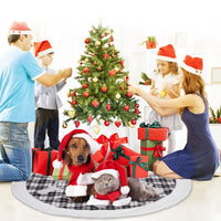 Gonna per albero di Natale Garvee da 48 pollici a quadri bianchi e neri con rifiniture in pelliccia sintetica bianca e motivi di renne argentate per feste e celebrazioni in famiglia