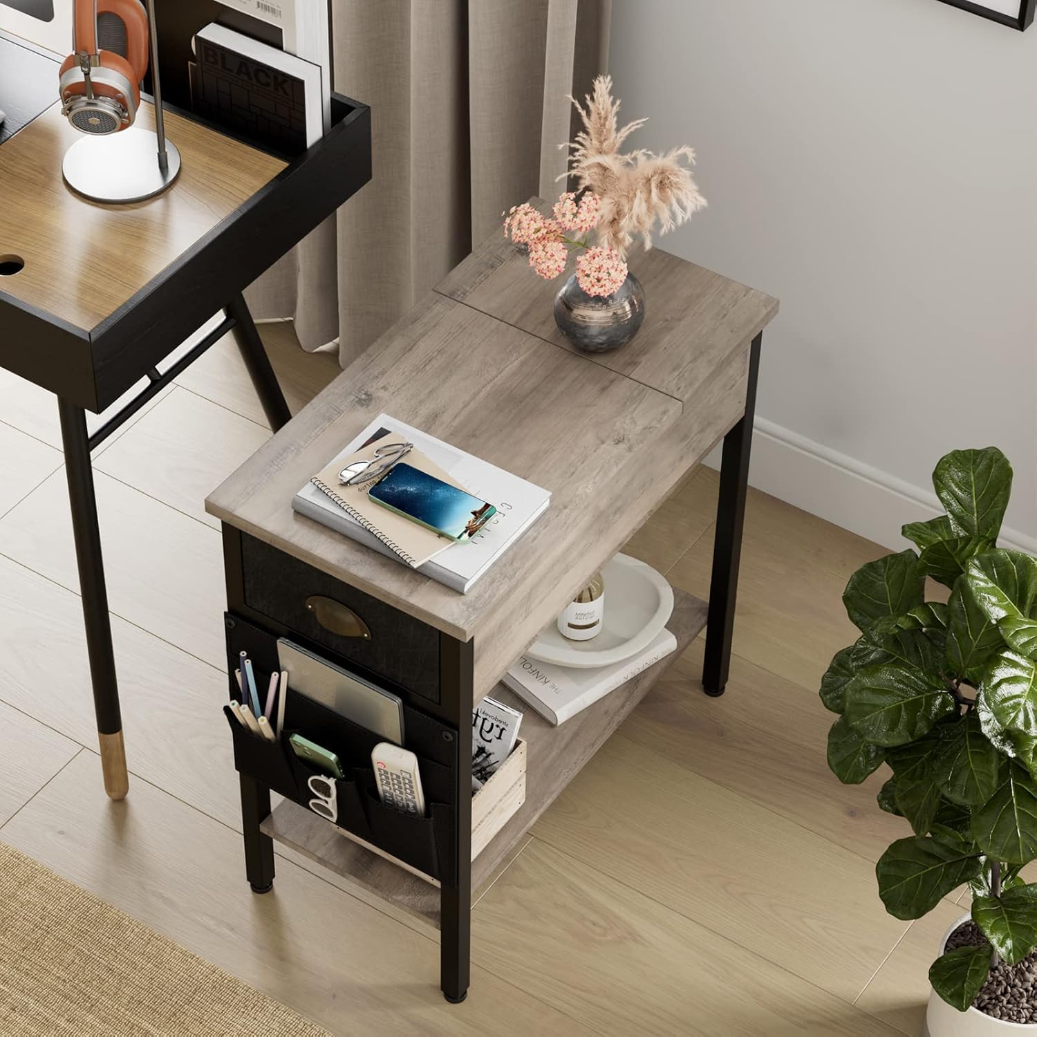 Tavolino laterale GARVEE con cassetto e tasca in tessuto - Comodino versatile in stile retrò per soggiorno e camera da letto (60x32x60 cm, grigio)