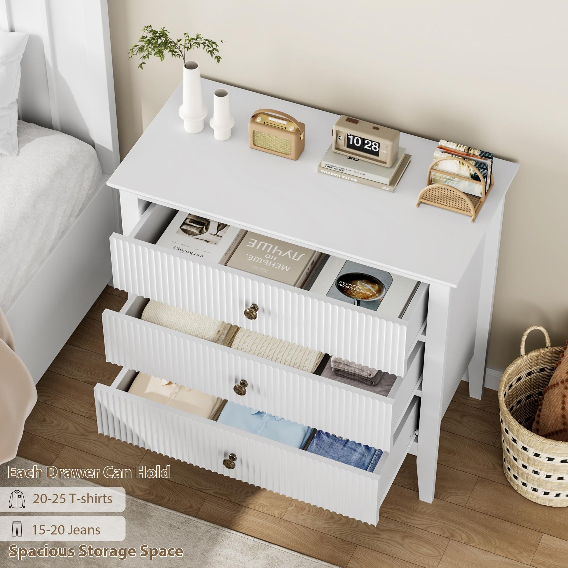 Cassettiera Garvee White Fluted a 3 cassetti, moderna, in legno, per camera da letto, corridoio, 31.5"L x 29.5"A, bianca