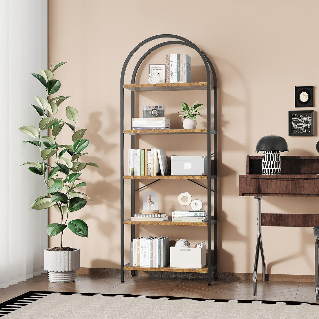 Libreria Garvee a 5 ripiani con struttura in metallo arcuato, moderno scaffale in legno, ampio spazio di archiviazione per soggiorno e ufficio