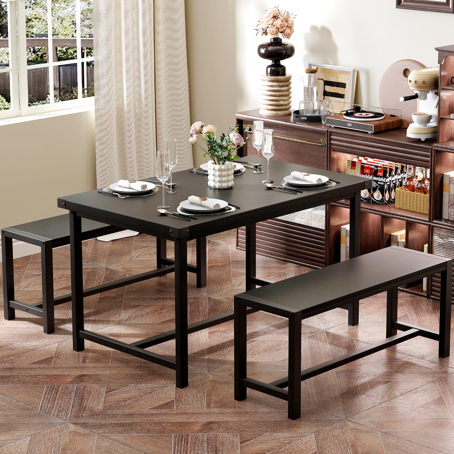 Set da pranzo Garvee per 4 persone con tavolo rettangolare e 2 panche in legno, robusto, rustico, salvaspazio, ideale per stanze piccole, MDF e acciaio, marrone