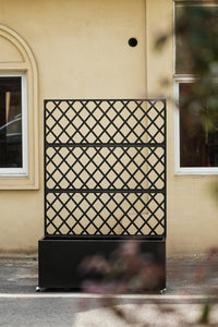 Letto da giardino rialzato Garvee in acciaio zincato con traliccio e schermo per la privacy per balcone e giardino 71"x35"x16" Mobile resistente