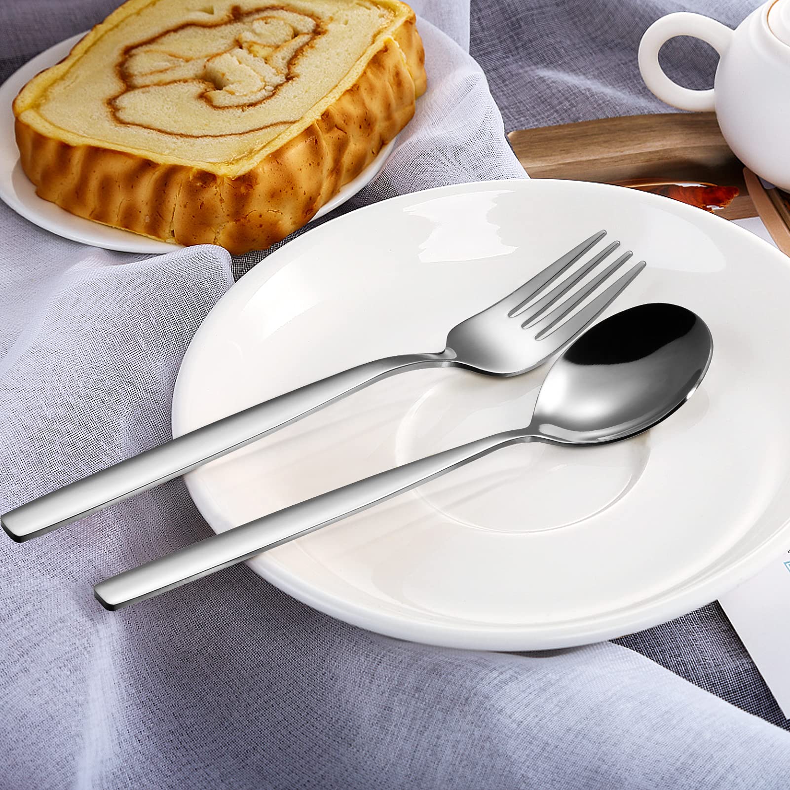 Set di posate Garvee da 60 pezzi in argento per 12 persone, acciaio inossidabile, lucidato a specchio, antiruggine, lavabile in lavastoviglie, per casa e ristorante, argento
