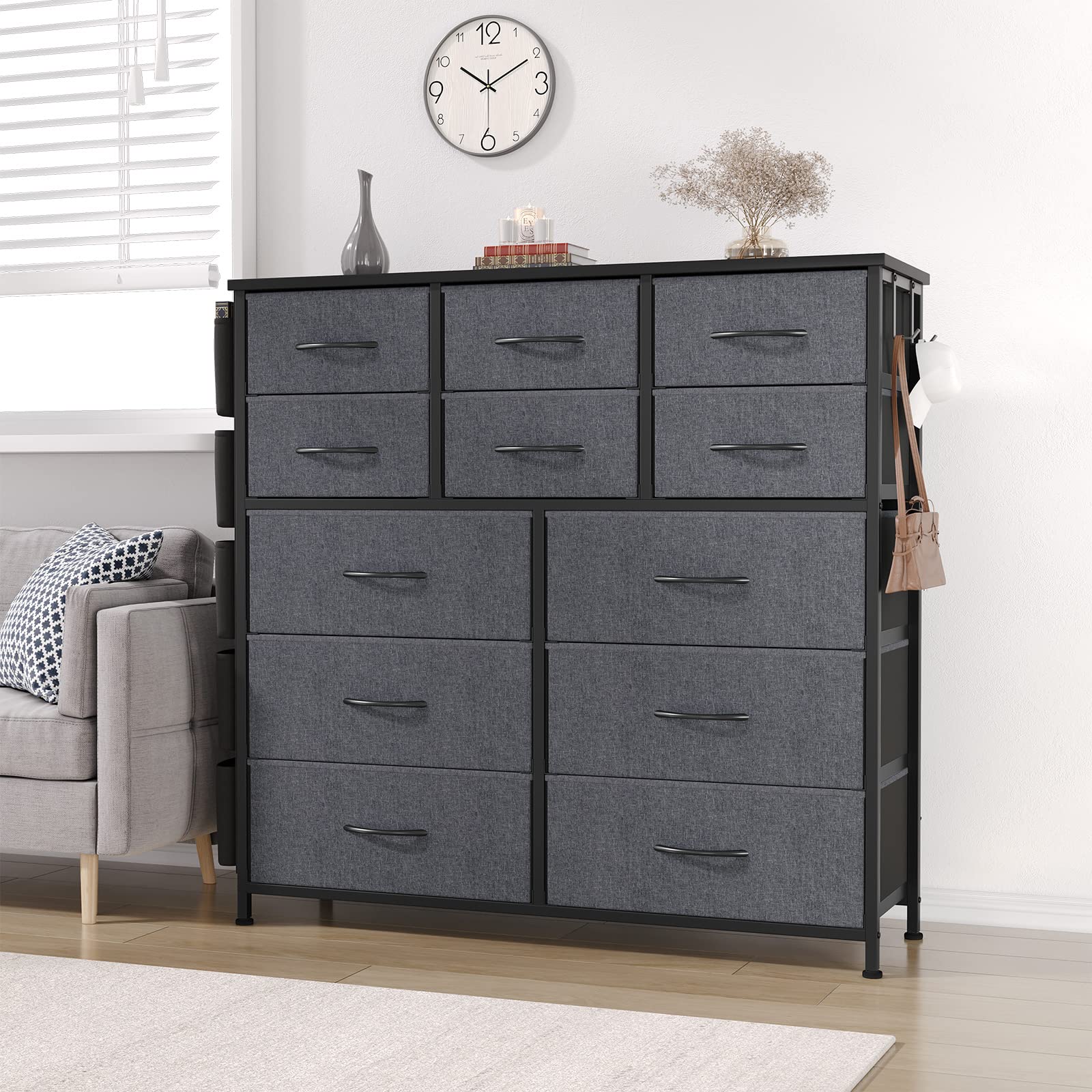 Cassettiera Garvee con 12 cassetti in tessuto, maniglie, struttura in metallo, design industriale, per corridoio, soggiorno, camera da letto, cucina, ufficio, grigio scuro