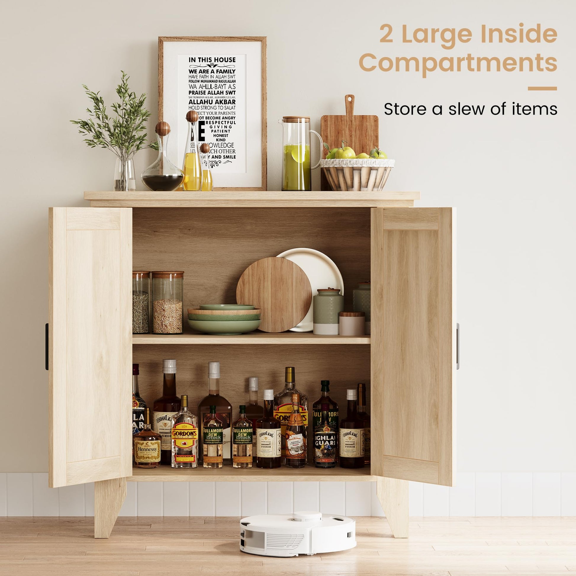 Mobiletto portaoggetti piccolo Garvee con ante e ripiani, credenza in rattan per soggiorno e cucina, 30"x15.8"x31.5", colore naturale