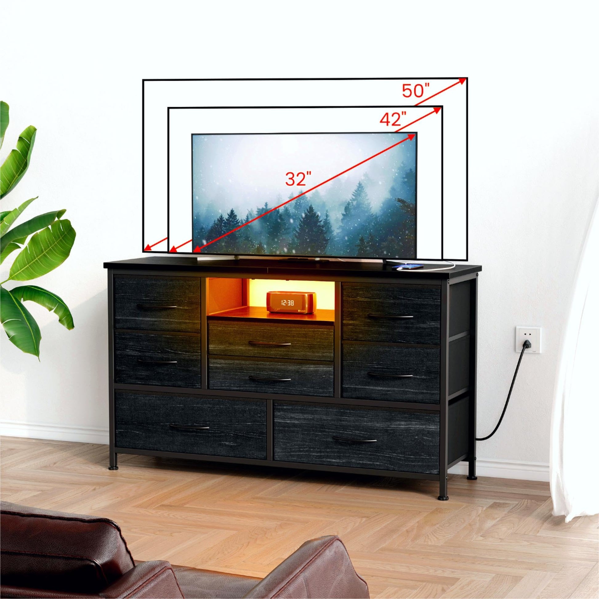 Mobile TV Garvee a 8 cassetti con illuminazione a LED e presa di corrente per soggiorno e camera da letto, legno MDF, luce RGB, ampio spazio di archiviazione, gestione dei cavi, bianco