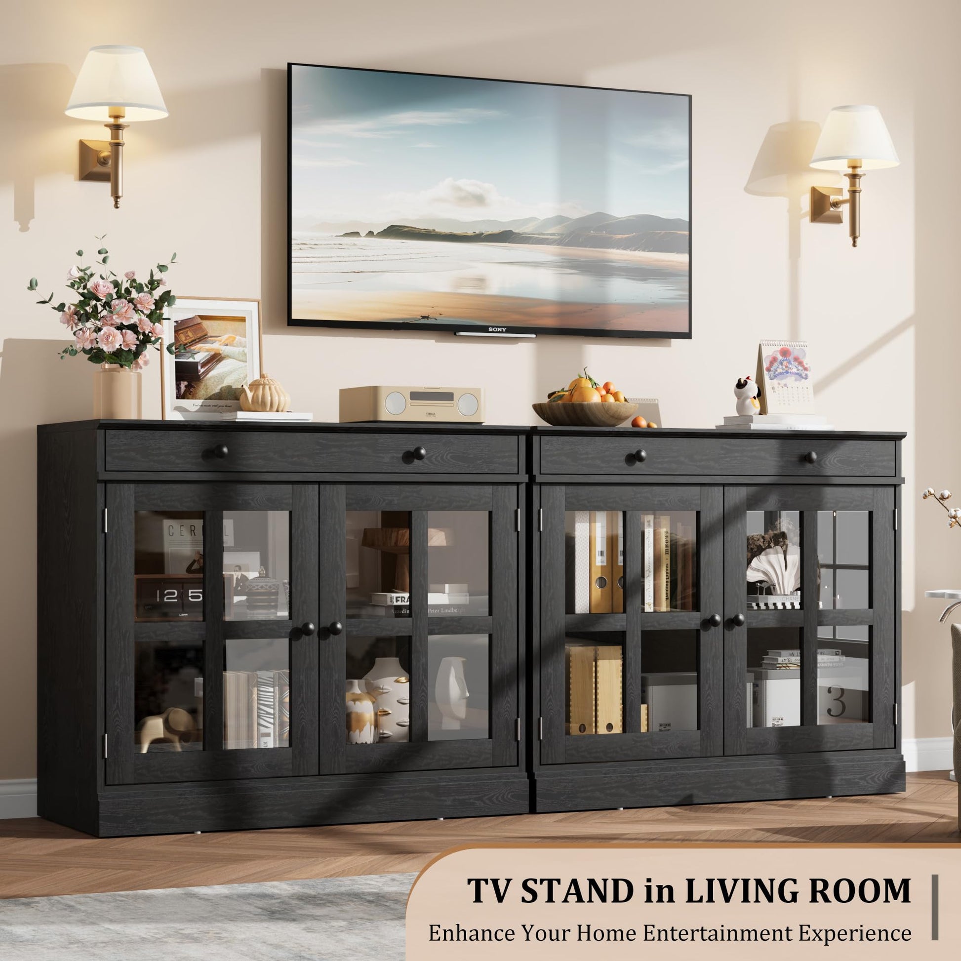 Credenza Garvee da 35,4" con anta in vetro, ripiani regolabili, chiusura ammortizzata, legno, nero, moderna per sala da pranzo e cucina