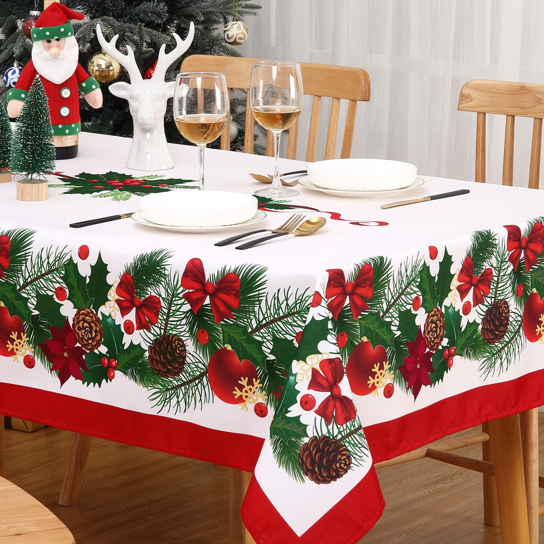 Tovaglia natalizia Garvee rettangolare 137x274 cm bianca con stella di Natale, fiocchi, agrifoglio e bacche per decorazioni invernali festive