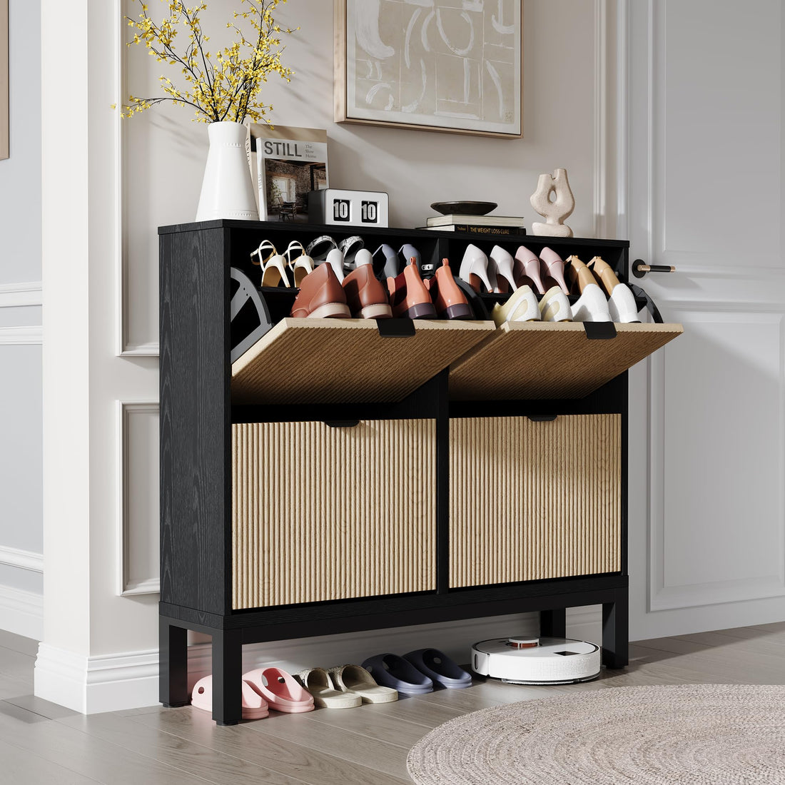 Scarpiera Garvee con 4 scomparti a ribalta, design scanalato in stile rustico, gambe in metallo, stretta, per corridoio e ingresso, nera