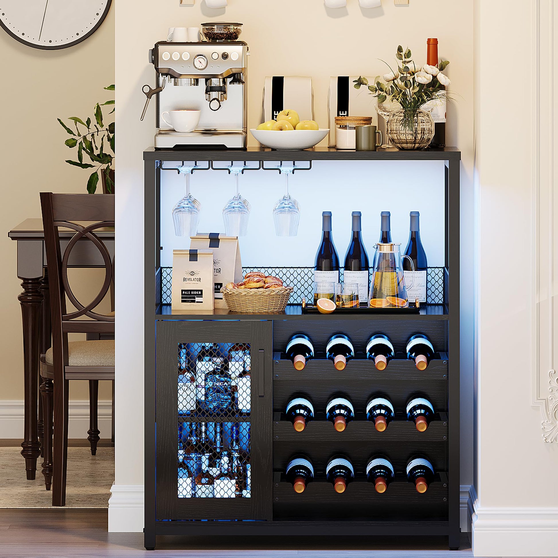 Mobile bar per vino Garvee con luce LED, ripiani regolabili, porta a rete, MDF e metallo, 36 pollici, cucina e sala da pranzo, base stabile, nero